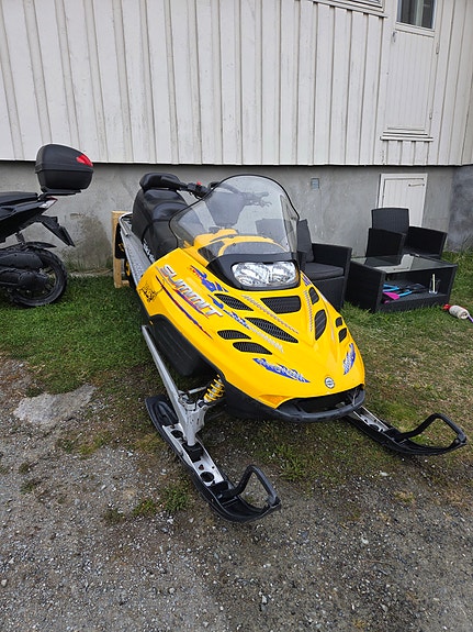 Ski-doo Summit 5 of 5
