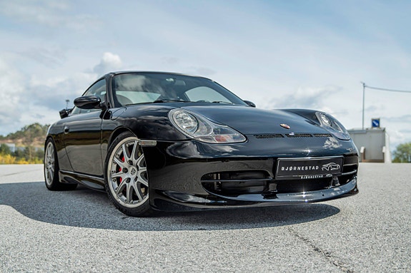 Porsche 911 3 of 5