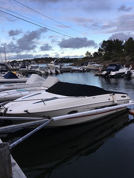 Bayliner 642 Cuddy 4 of 5