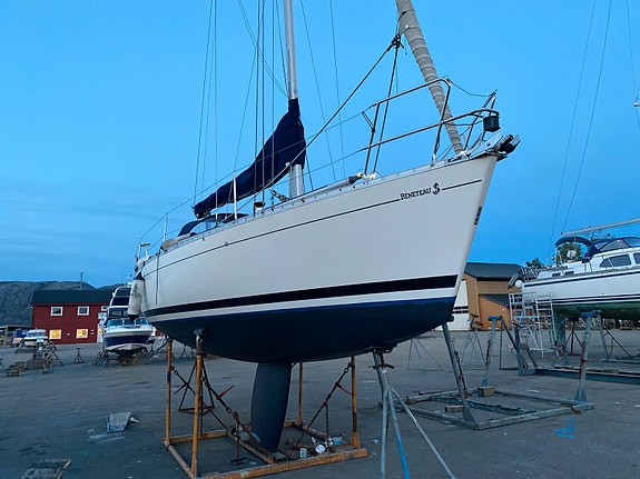 Beneteau First 35s5 med nytt Orca/B&G system 4 of 5