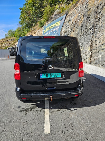 Toyota Proace 4 of 11