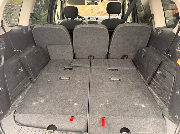 Ford S-MAX 10 of 13
