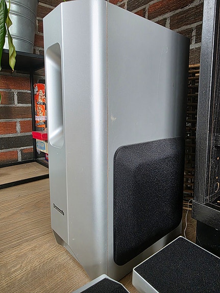 Product image 8 of 9