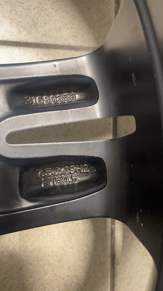 Product image 8 of 9