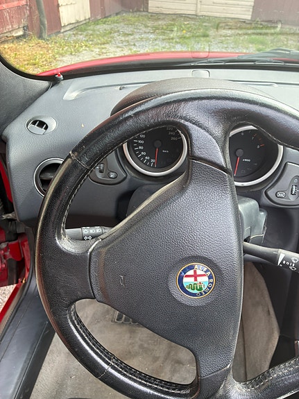 Alfa Romeo Spider 10 of 15