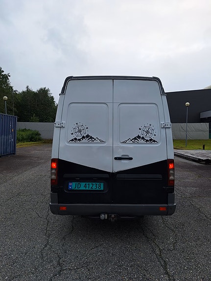 Mercedes-Benz Sprinter 7 of 30