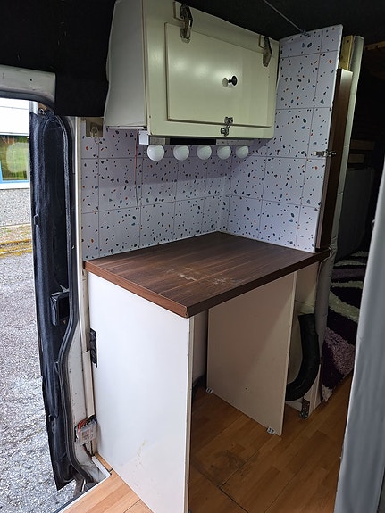 Mercedes-Benz Sprinter 17 of 30