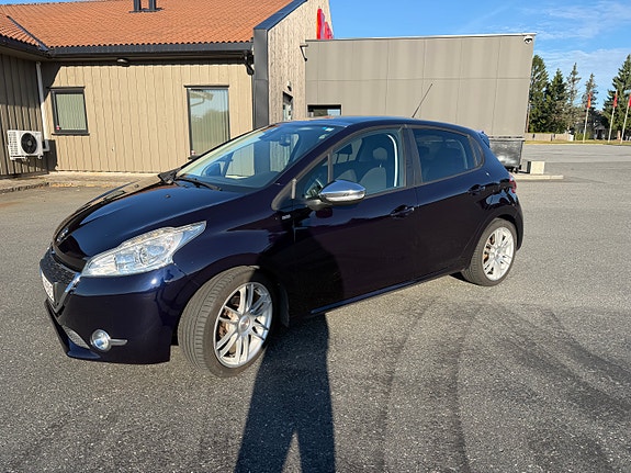 Peugeot 208 9 of 11