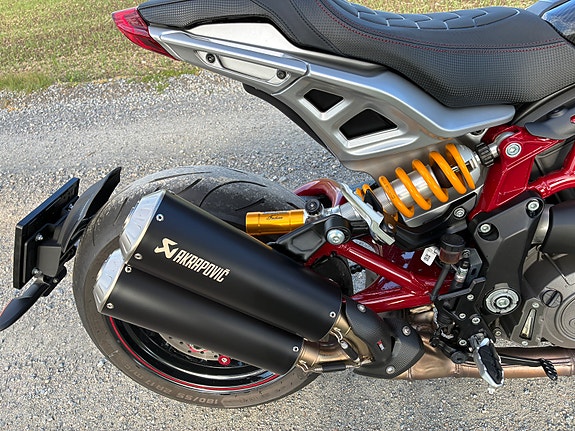 INDIAN FTR R Carbon 5 of 5