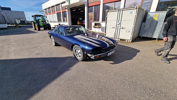 Jaguar XJS 16 of 19