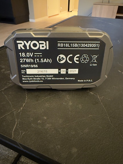 Product image 3 of 3