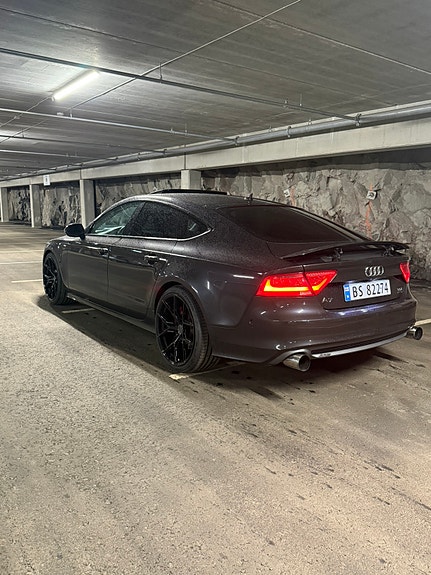 Audi A7 3 of 5