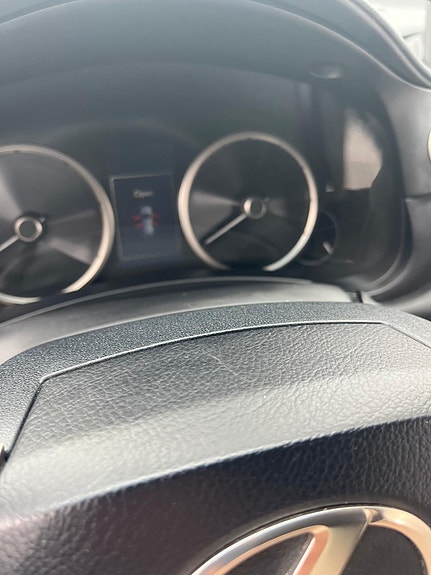 Lexus NX300h 22 of 30