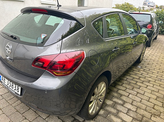 Opel Astra 5 of 5
