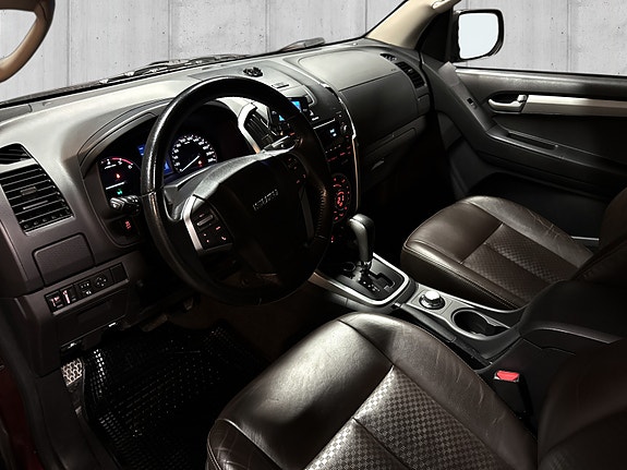 Isuzu D-max 12 of 30