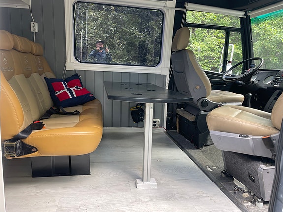 Mercedes-Benz Mercedes 811 16 of 16