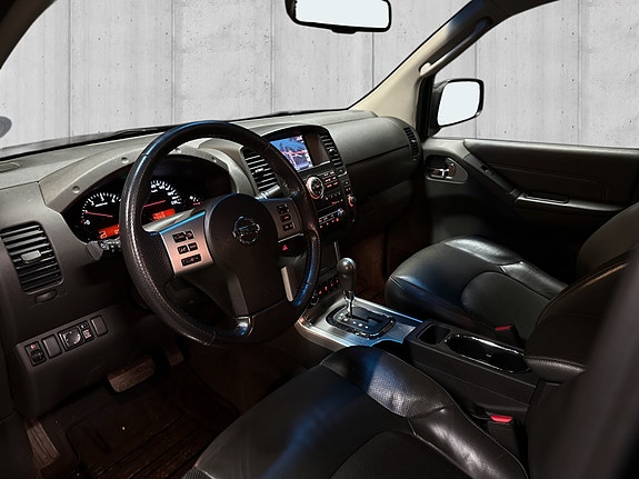 Nissan Navara 12 of 30