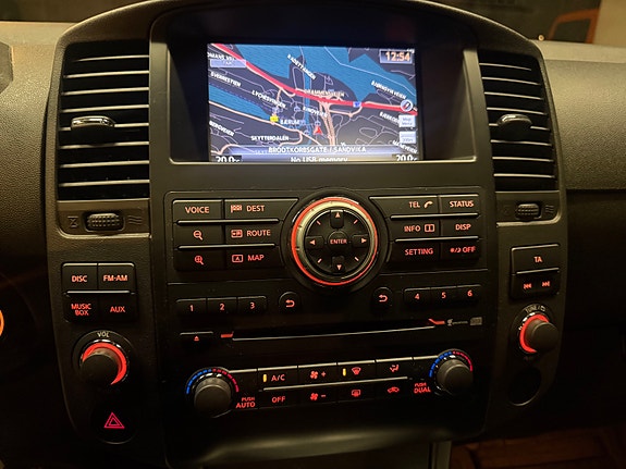 Nissan Navara 17 of 30