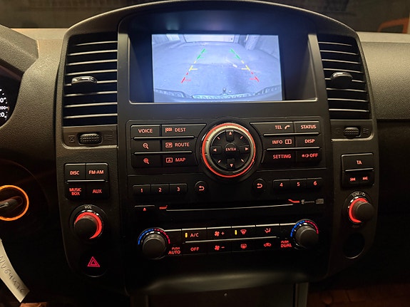 Nissan Navara 15 of 30