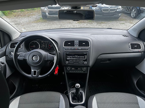 Volkswagen Polo Cross 24 of 30