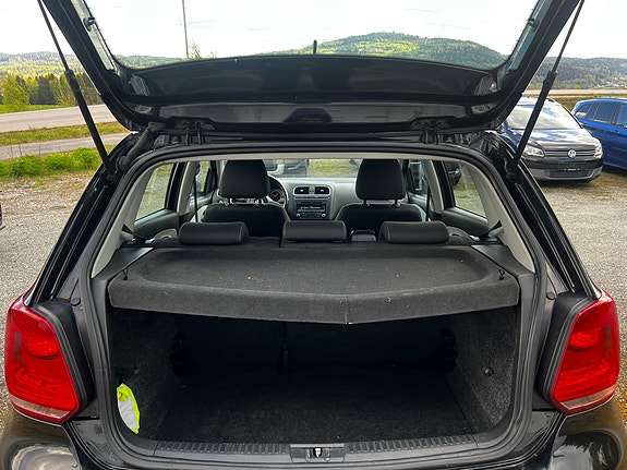 Volkswagen Polo Cross 12 of 30
