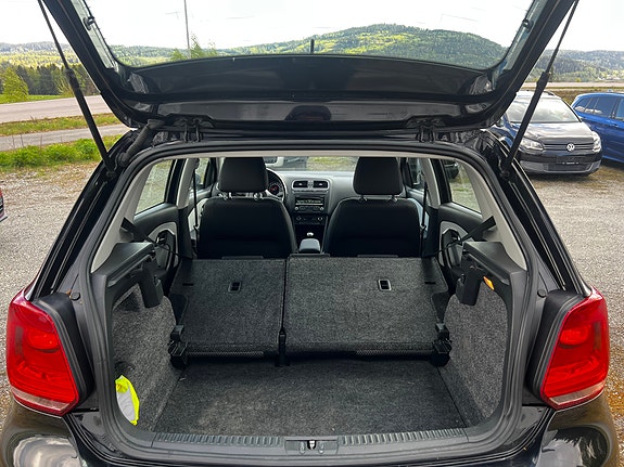 Volkswagen Polo Cross 14 of 30