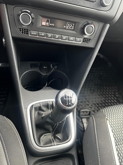 Volkswagen Polo Cross 27 of 30