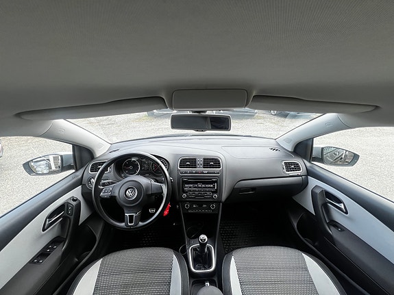 Volkswagen Polo Cross 25 of 30