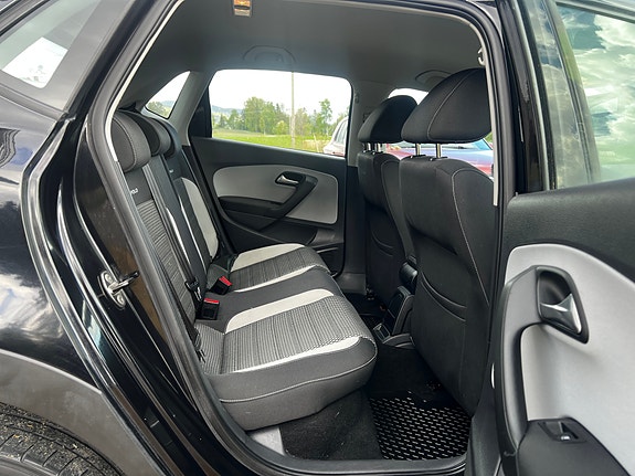 Volkswagen Polo Cross 20 of 30