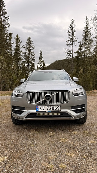 Volvo XC90 3 of 5