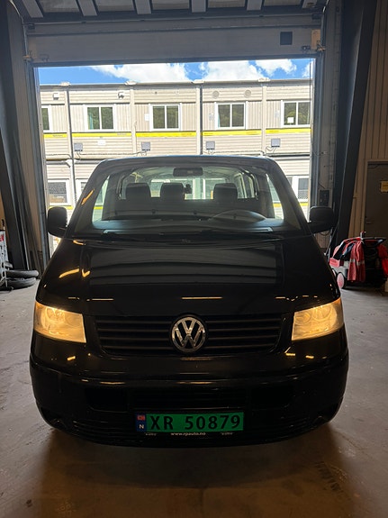 Volkswagen Transporter 4 of 5