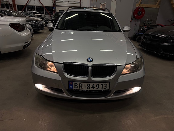 BMW 318d 5 of 5
