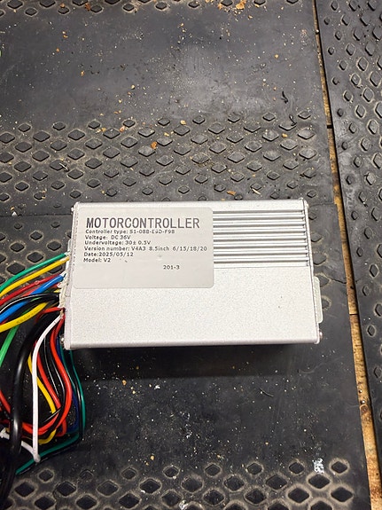 Product image 2 of 6
