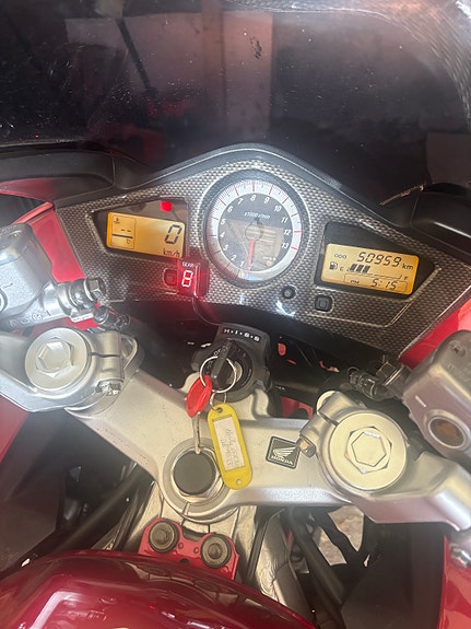 Honda VFR 800 6 of 12