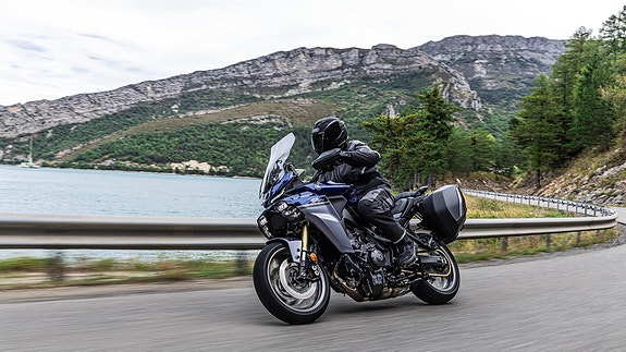 Yamaha Tracer 9 GT+ Y-AMT. Nyhet for 2025 med Matrix led lys +++ 13 of 30