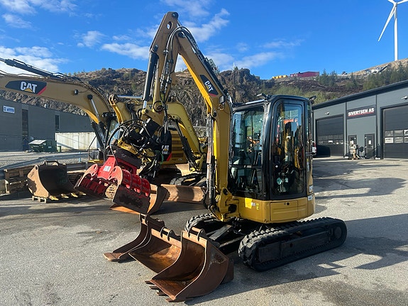 Cat 303.5E CR 7 of 20