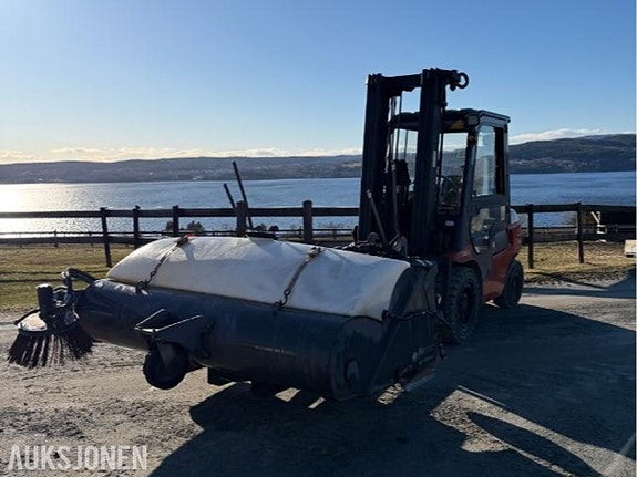 Holms Feiekost med oppsamler og vanning