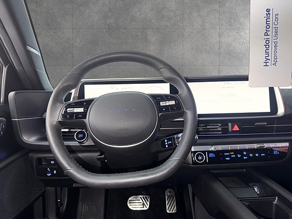 Hyundai Ioniq 6 14 of 21