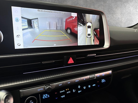 Hyundai Ioniq 6 17 of 21