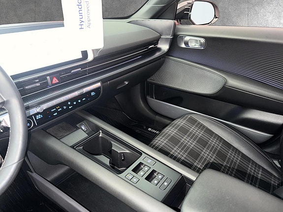 Hyundai Ioniq 6 19 of 21