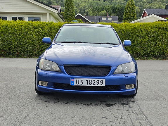 Lexus IS-Serie 3 of 12