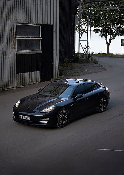 Porsche Panamera 5 of 5