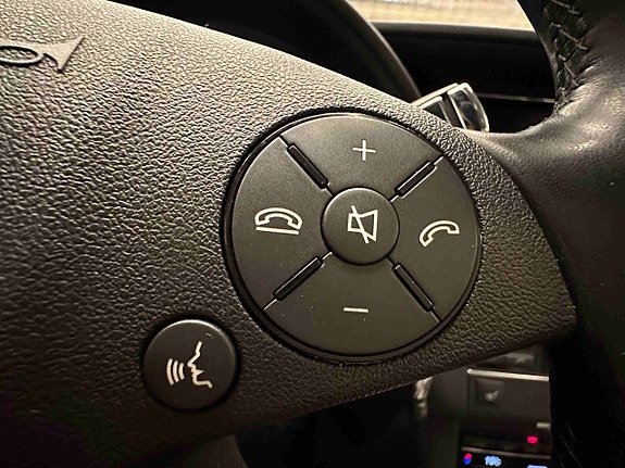 Mercedes-Benz E220 15 of 30