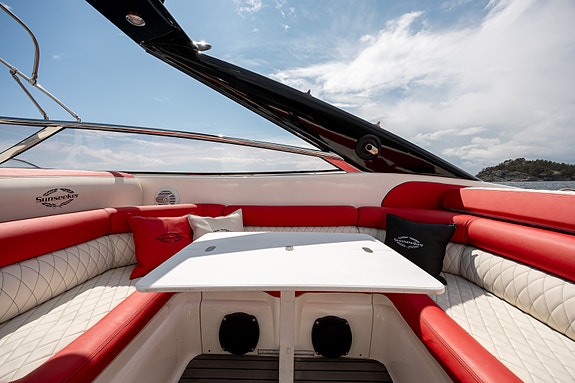 Sunseeker Superhawk 48 22 of 30