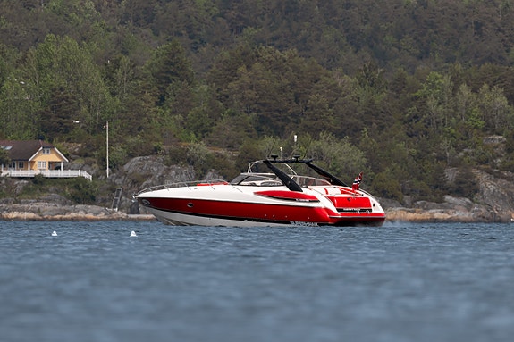 Sunseeker Superhawk 48 8 of 30
