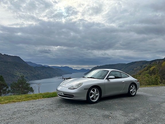 Porsche 911 15 of 22