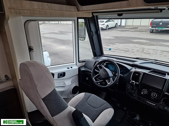 Challenger 3048 GRAPHITE EDITION Fiat Ducato 180 hk 2,2L automat 14 of 30