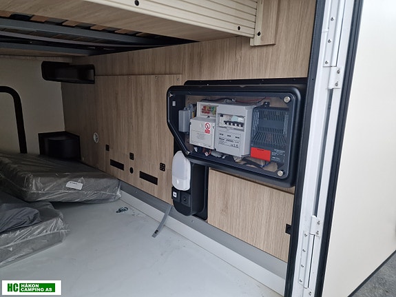 Challenger 3048 GRAPHITE EDITION Fiat Ducato 180 hk 2,2L automat 8 of 30