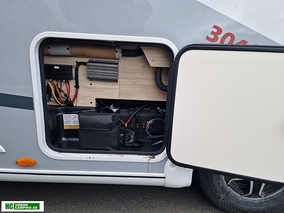 Challenger 3048 GRAPHITE EDITION Fiat Ducato 180 hk 2,2L automat 5 of 30