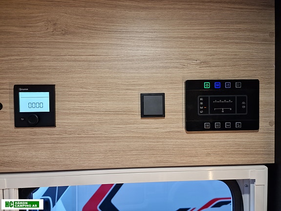 Challenger 3048 GRAPHITE EDITION Fiat Ducato 180 hk 2,2L automat 21 of 30